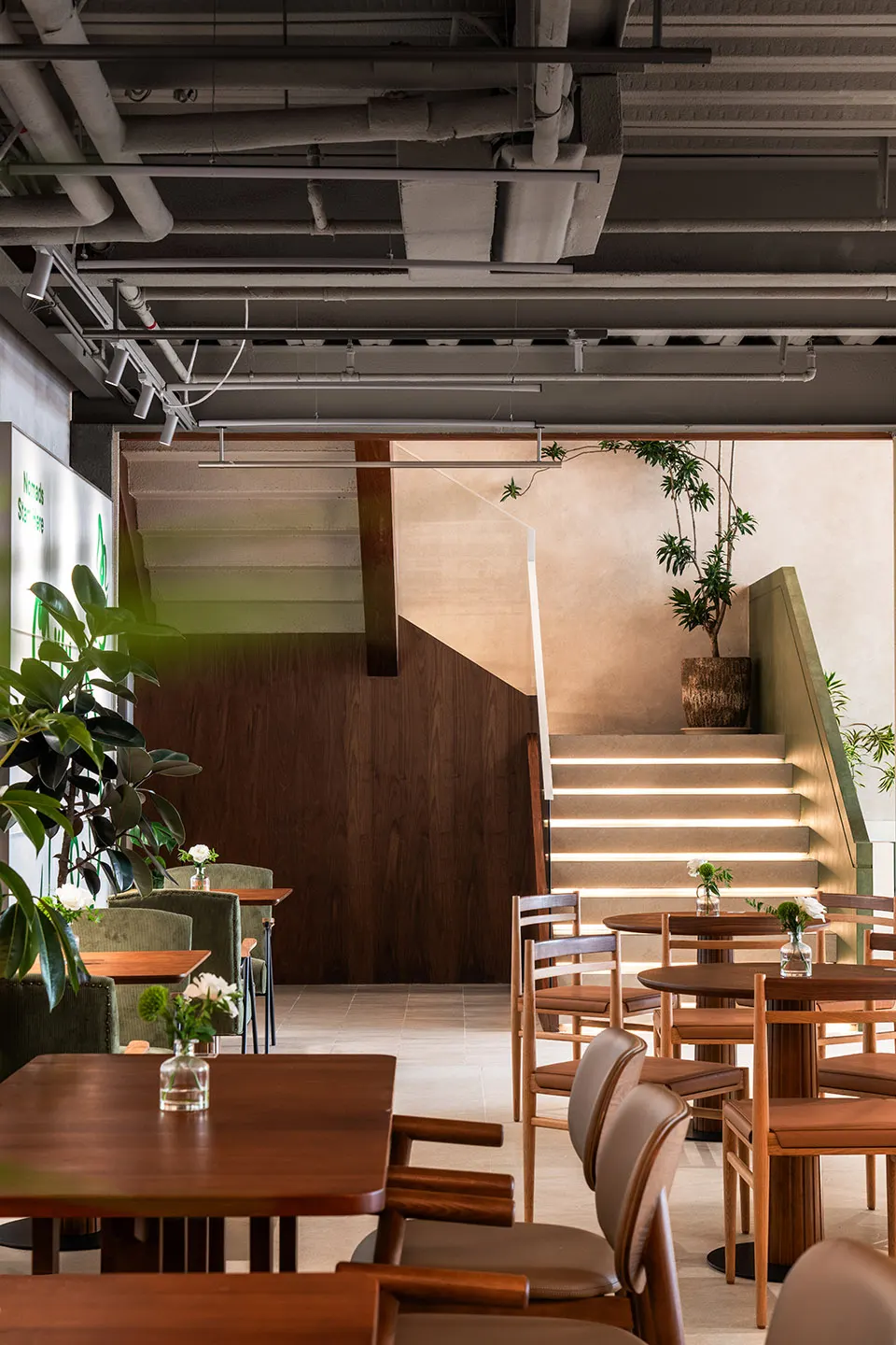 城市木屋中的邻里餐叙 · 实景照片 · 空间细节